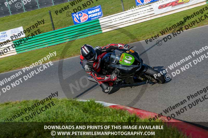 PJ Motorsport Photography 2018;enduro digital images;event digital images;eventdigitalimages;mallory park;mallory park photographs;mallory park trackday;mallory park trackday photographs;no limits trackdays;peter wileman photography;racing digital images;trackday digital images;trackday photos